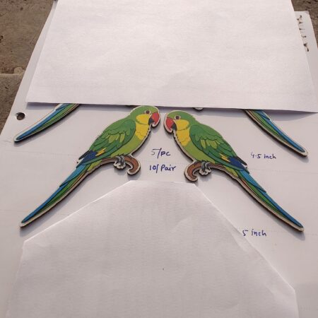5" Parrot pair MDF0055